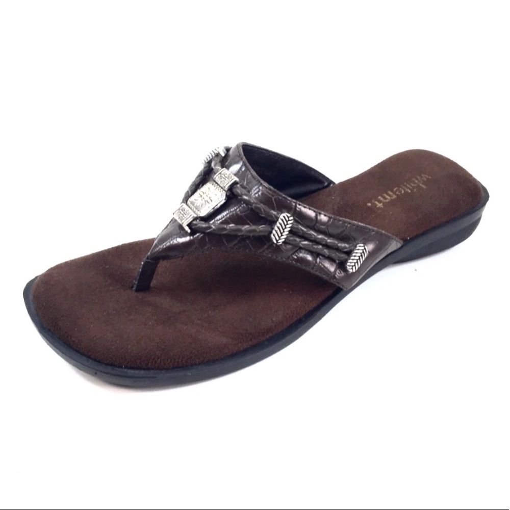 White Mountain Brown Thong Sandals 7.5M